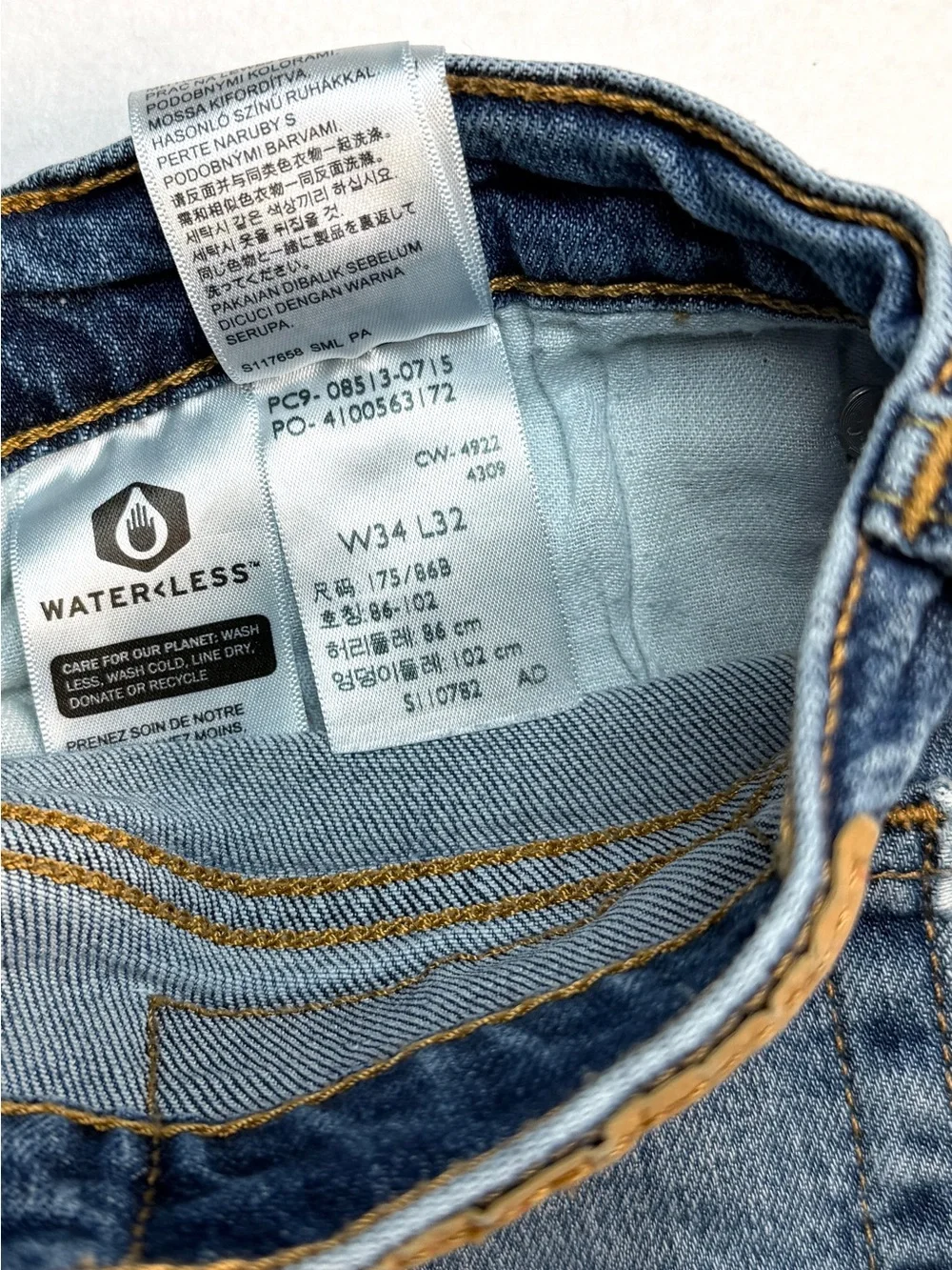 Levi's Men 513 Slim Straight Med-Dark Wash Actual Size 32 X 29 READ DESCRIPTION